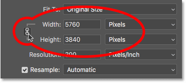Relinking the Width and Height in the Image Size dialog box in Photoshop