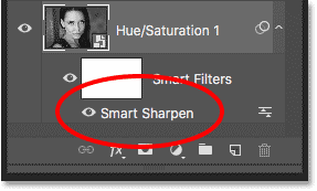 The Smart Sharpen smart filter remains even after editing the smart object